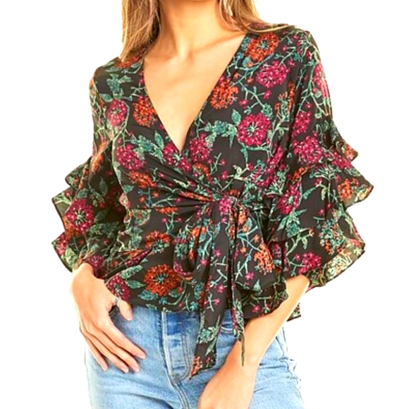 Likely Tops - 💥SALE💥HP🎉 Likely Night Garden Wren Wrap Top